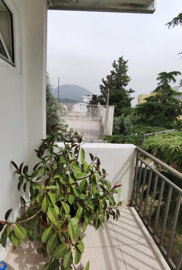 Nikolic Apartmani Бар Экстерьер фото